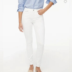 J.Crew Petite 9" mid-rise skinny jean in white wash Size 25P